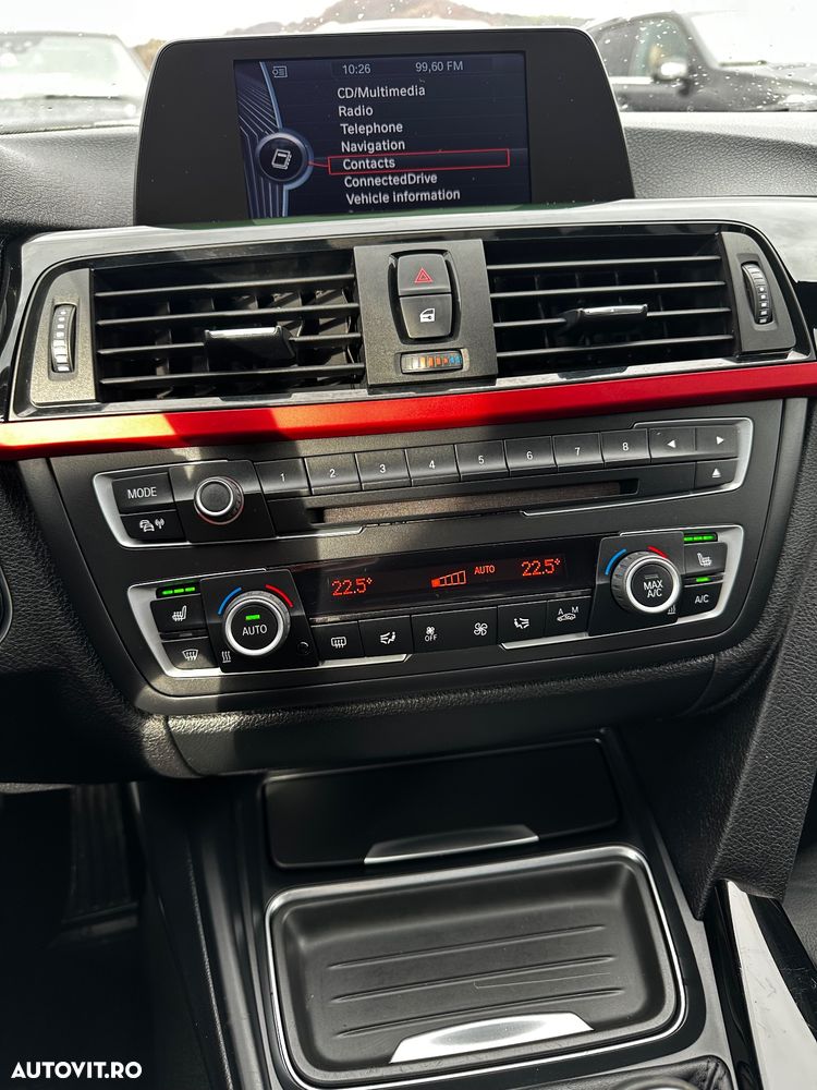 BMW Seria 3 318d Sport Line - 23