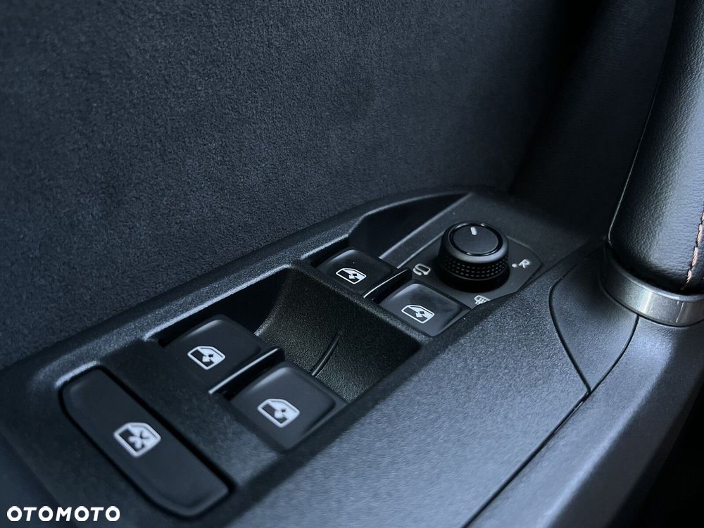 Cupra Formentor 1.5 eTSI mHEV DSG - 26