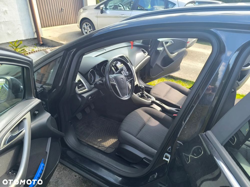 Opel Astra 1.7 CDTI DPF Cosmo - 13