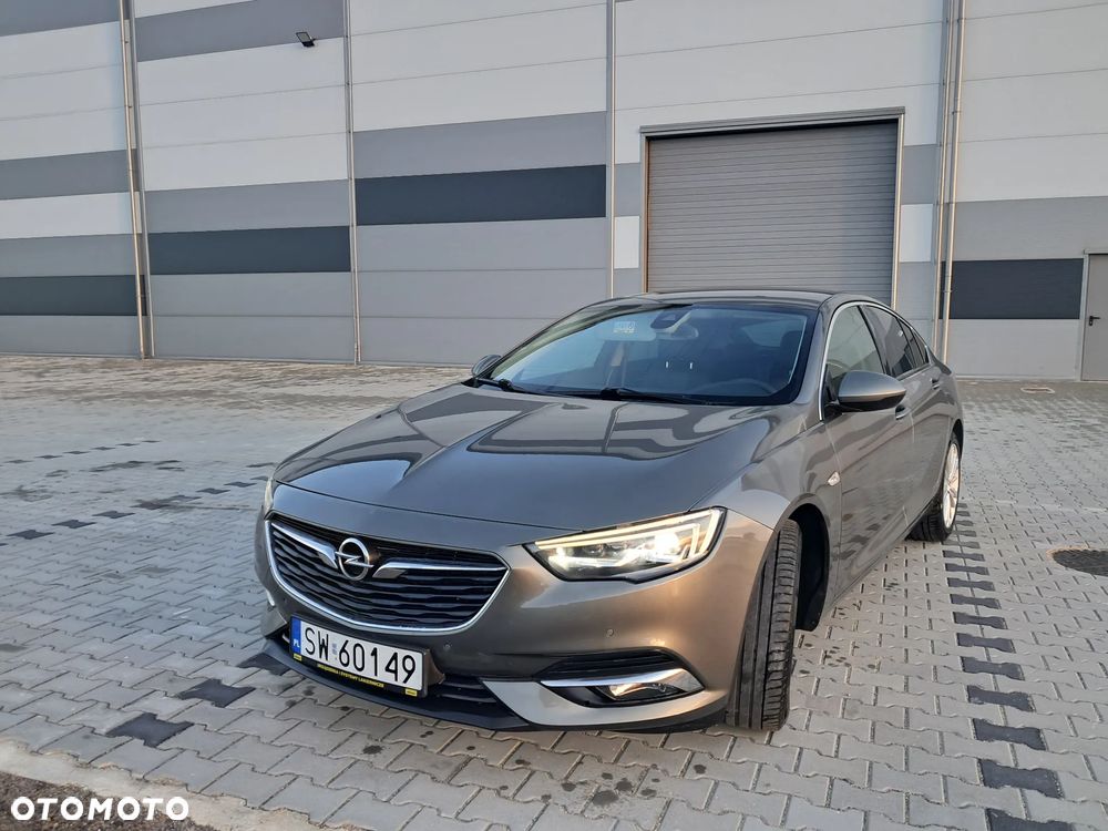 Opel Insignia - 18