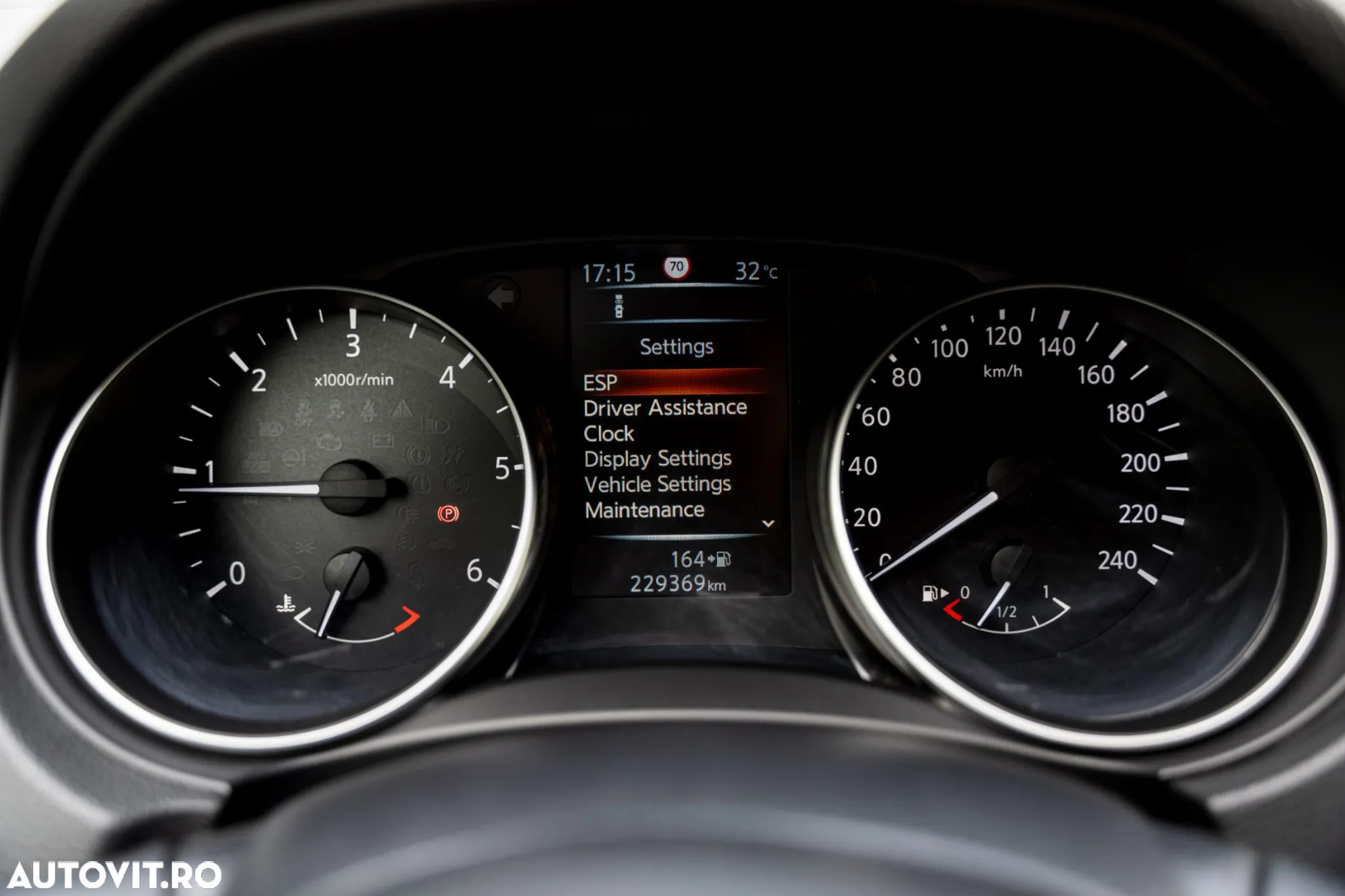 Nissan Qashqai 1.5 DCI Start/Stop Tekna - 31