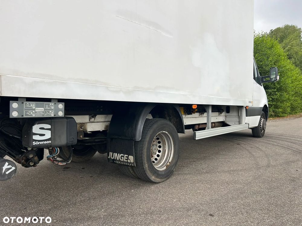Mercedes-Benz Sprinter - 15