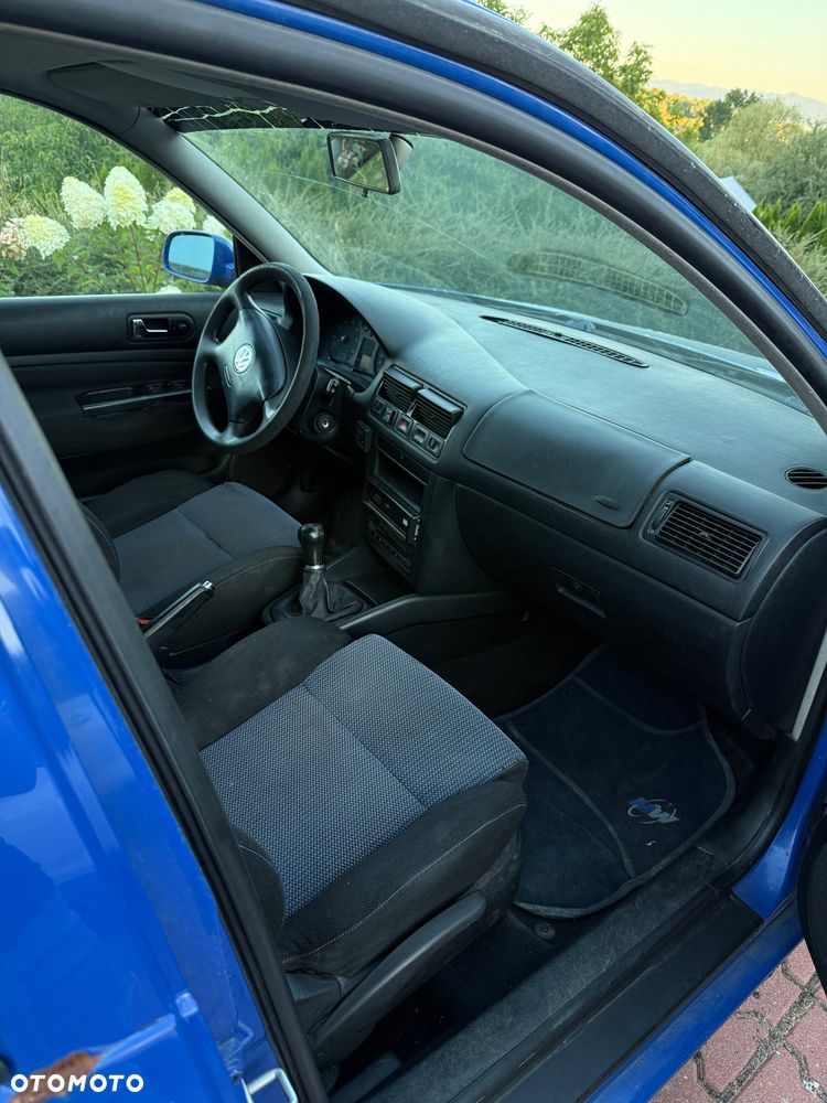 Volkswagen Golf 2.0 Syncro - 14