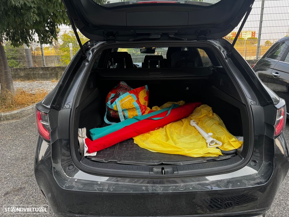 Toyota Corolla Touring Sports 1.8 Hybrid Comfort+P.Sport - 14