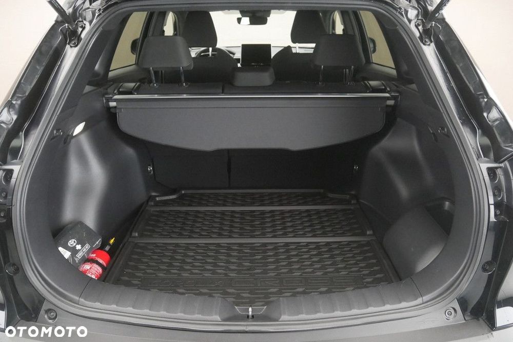 Toyota Corolla Cross 2.0 Hybrid Style - 16