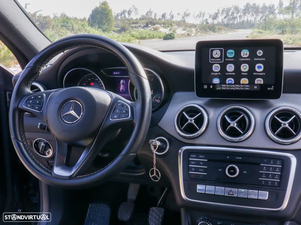 Mercedes-Benz CLA 180 - 13