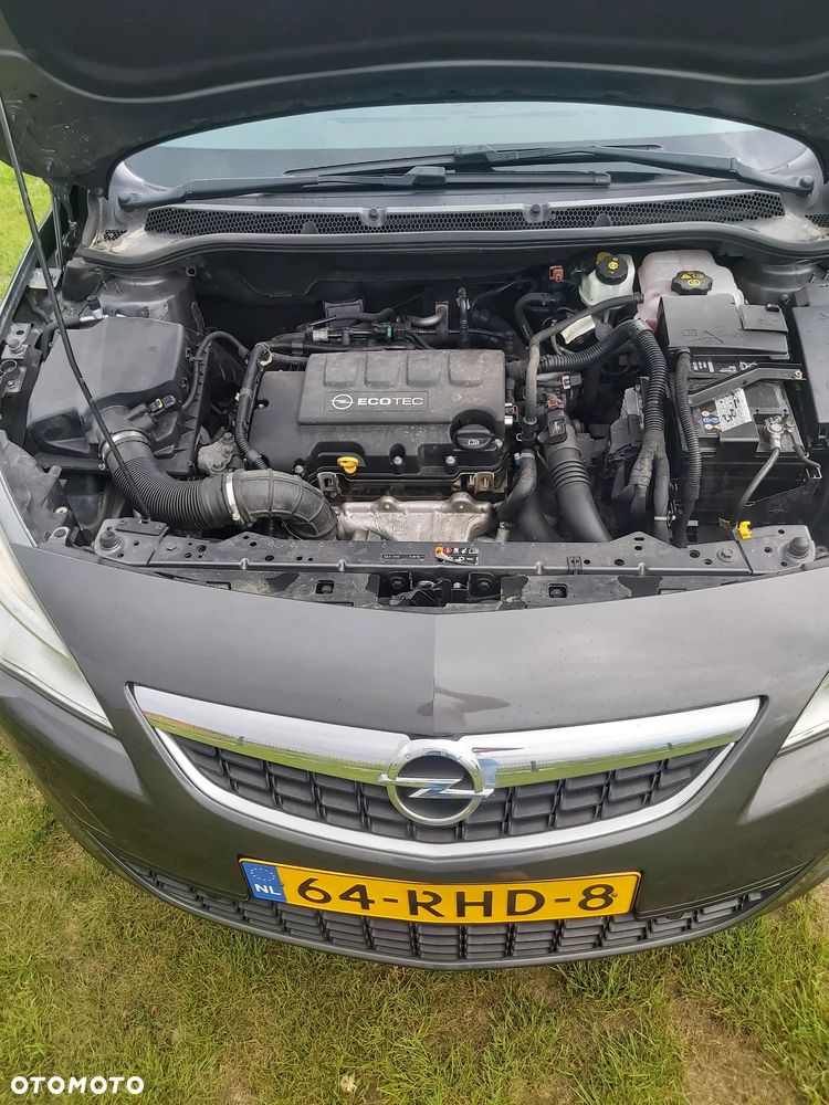 Opel Astra 1.4 Turbo Cosmo - 37
