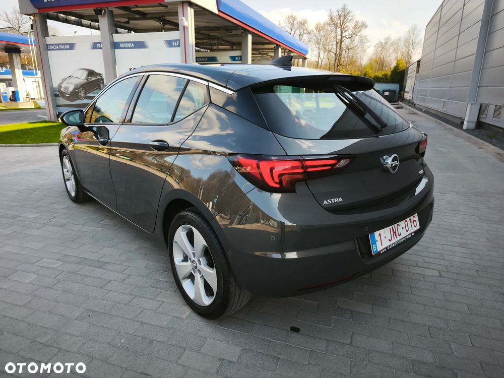 Opel Astra 1.6 D (CDTI) Start/Stop Dynamic - 10