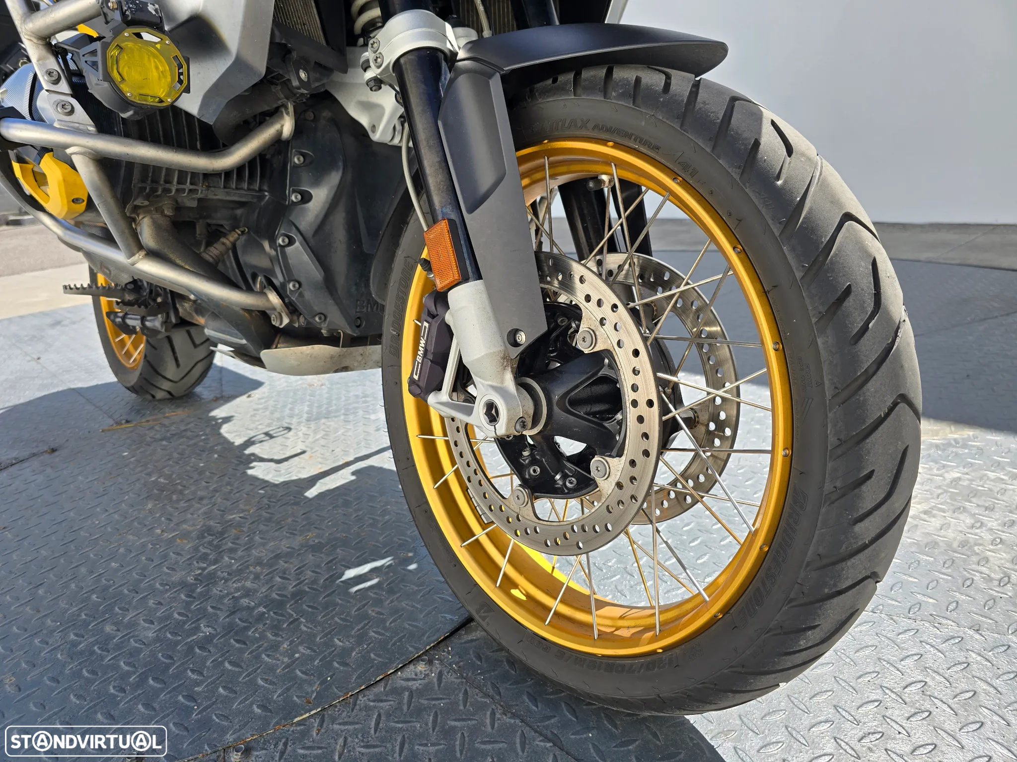 BMW R 1250 GS Adventure 40 years - 17