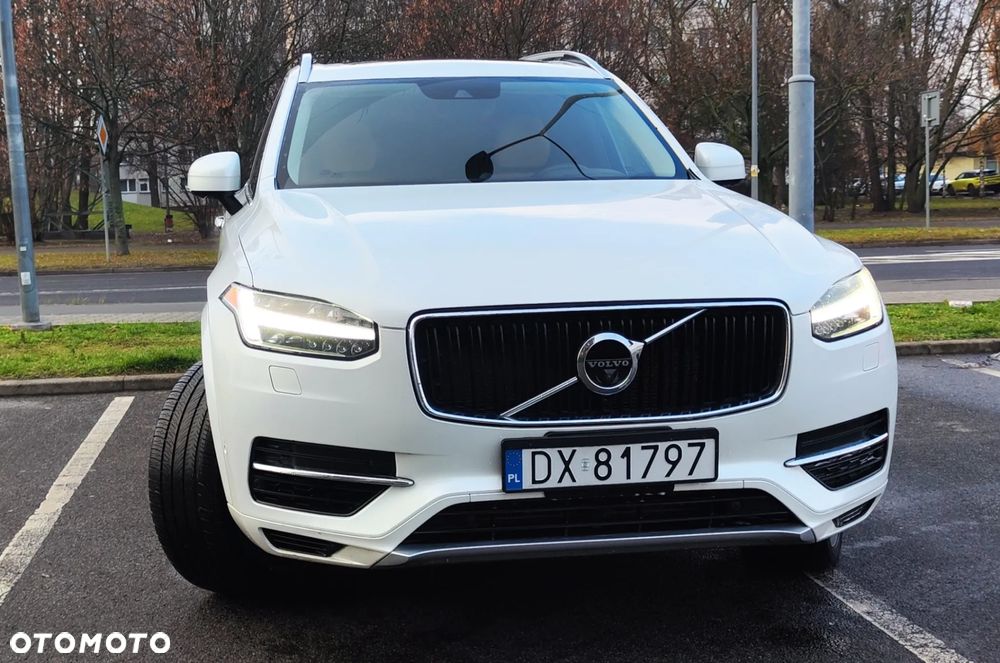 Volvo XC 90 T8 AWD Twin Engine Geartronic Momentum - 35