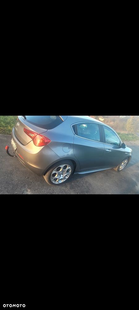 Alfa Romeo Giulietta 1.4 TB MultiAir Distinctive - 3