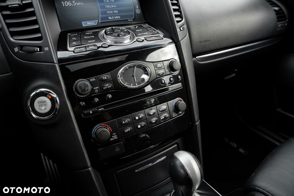 Infiniti FX FX30d AWD S - 31