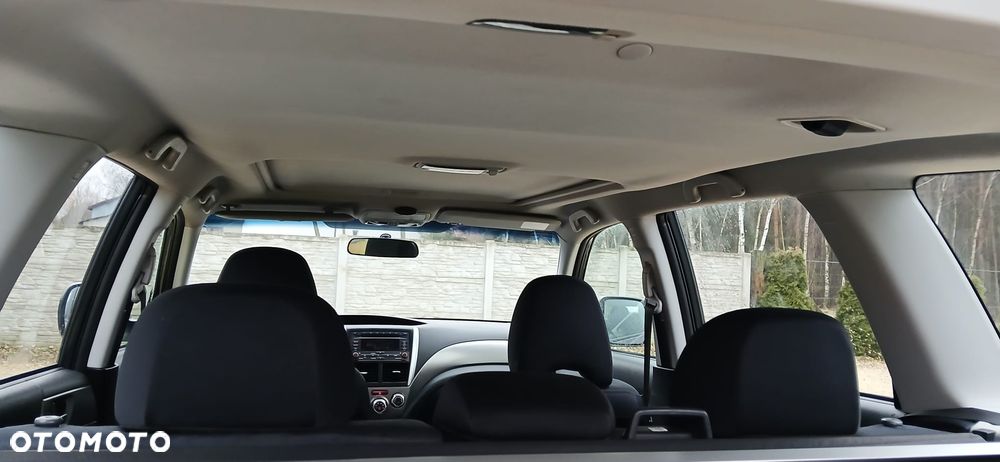 Subaru Forester 2.0D Edition - 18