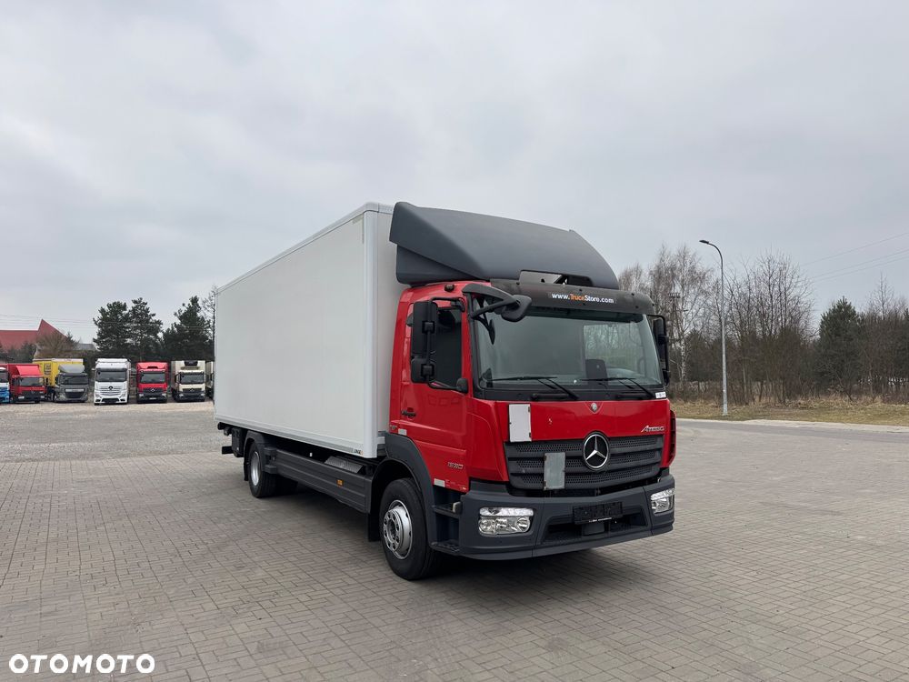 Mercedes-Benz ATEGO - 14