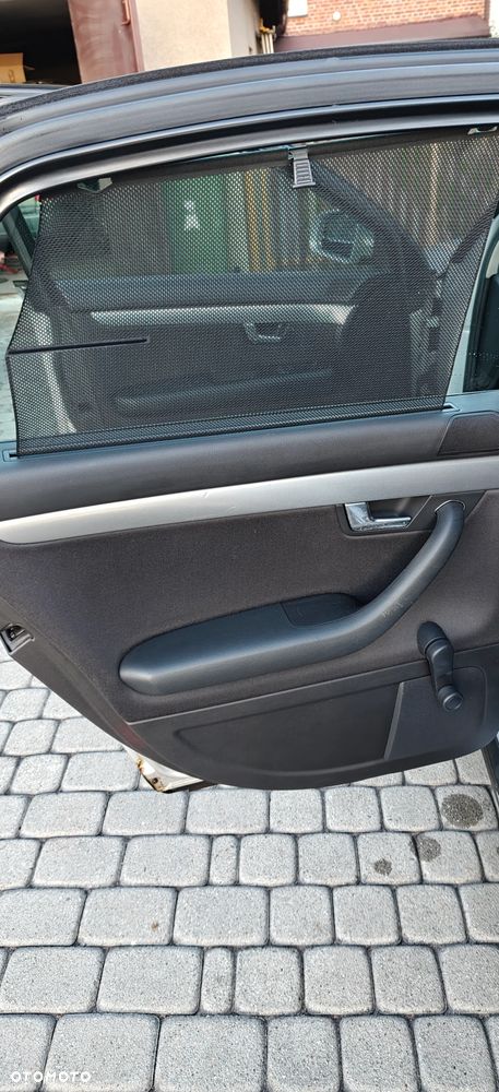 Audi A4 Limousine - 13