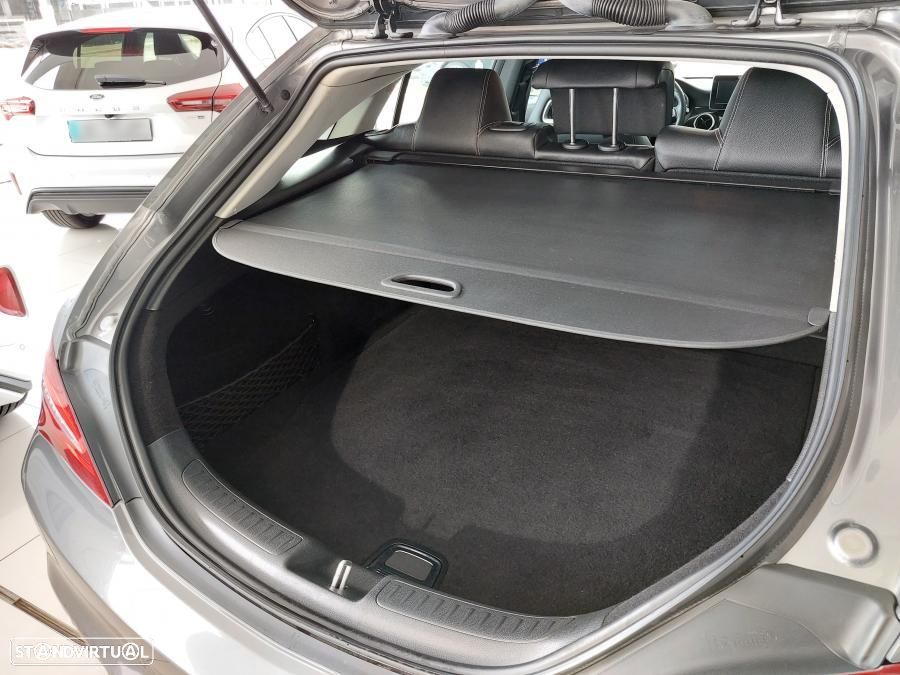 Mercedes-Benz CLA 180 d Shooting Brake Aut. - 56