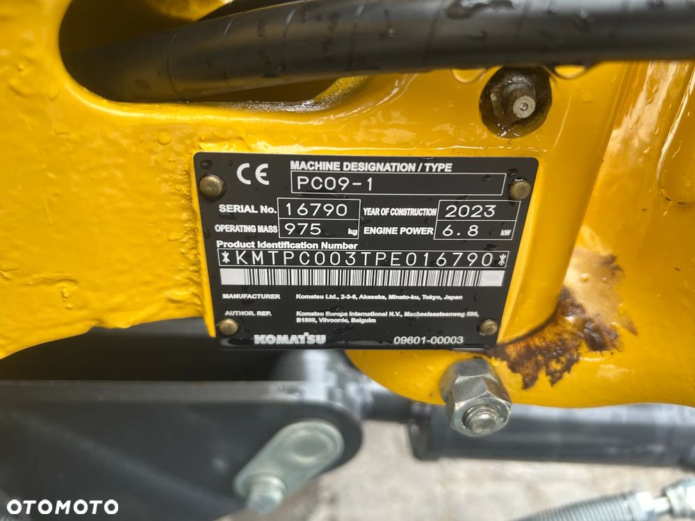 Komatsu PC09-1 - 8