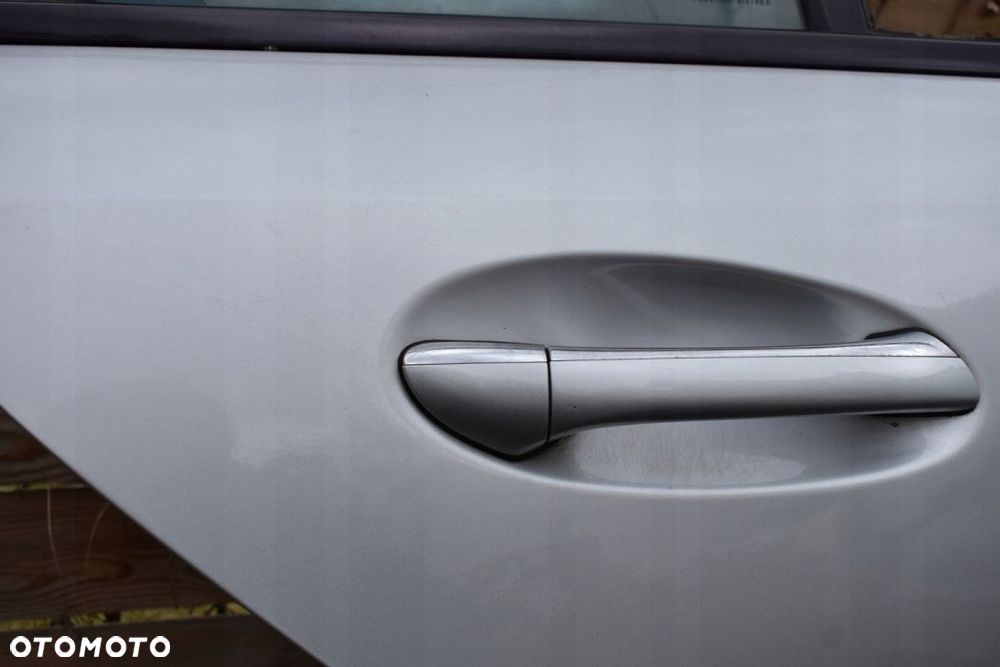 MERCEDES W211 KOMBI DRZWI PRAWE TYLNE 744 ORYGINAŁ - 4