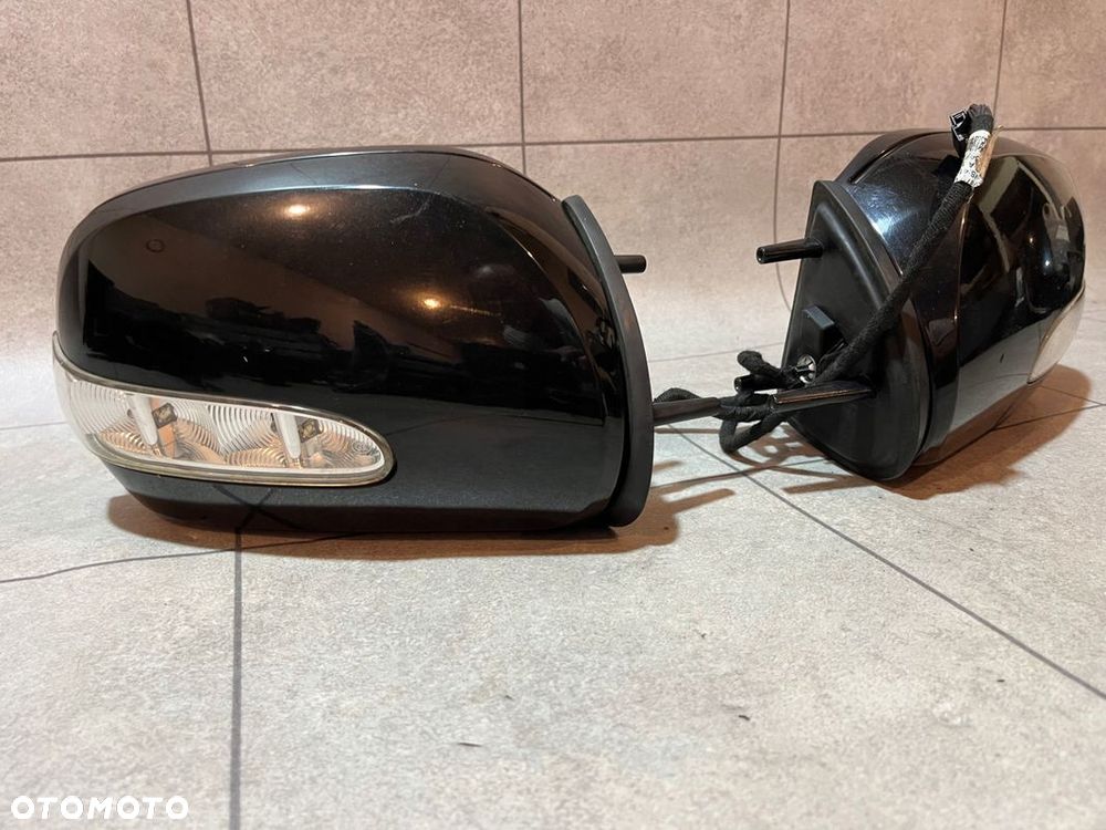 MERCEDES GL X164 LUSTERKO PRAWE 11PIN 197 ŁADNE - 1