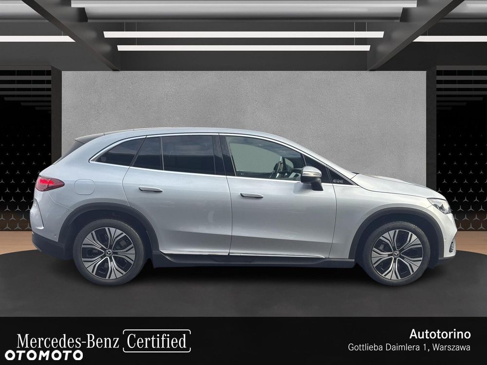 Mercedes-Benz EQE - 7