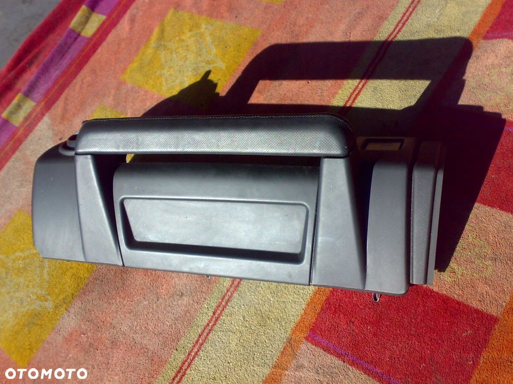 hummer h2 2006r. panel ramka rączka uchwyt prawy nawiewu nawiew konsola - 2