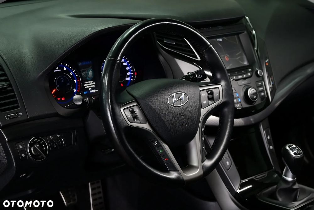 Hyundai i40 Kombi 2.0 Style - 24