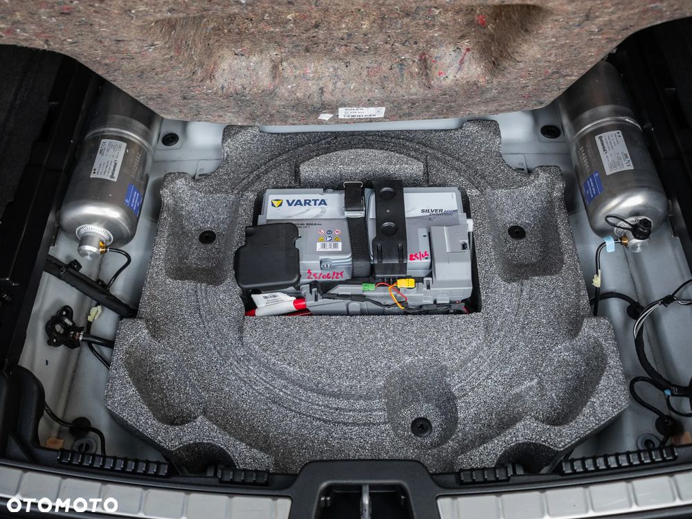 Volvo XC 60 D4 AWD Geartronic RDesign - 29