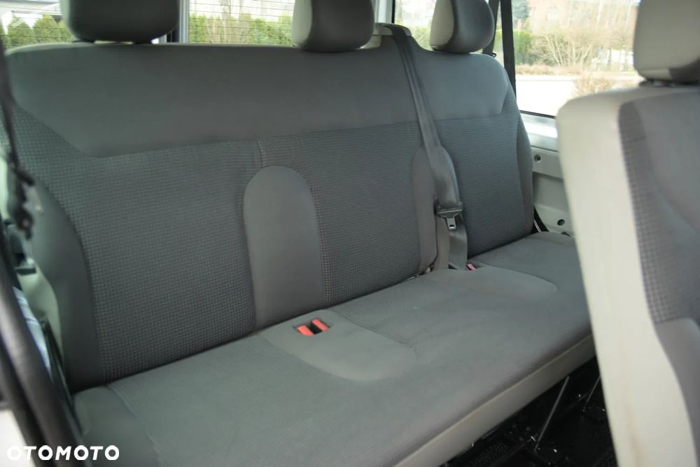 Opel Vivaro - 20