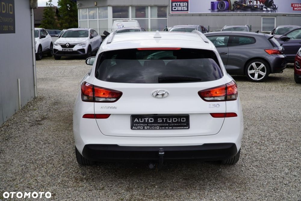 Hyundai i30 1.0 T-GDI Intro Edition - 31