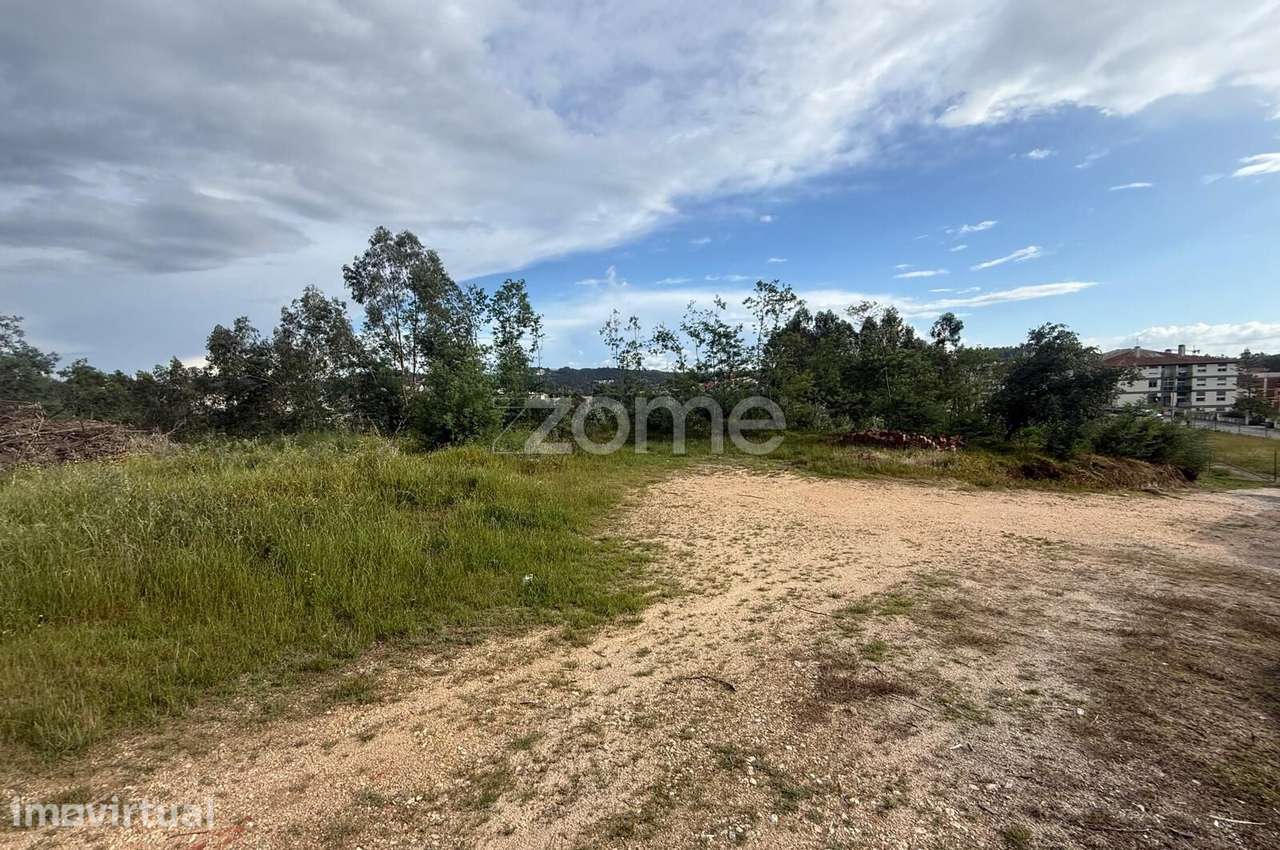 Terreno com 3.358 m² em São Martinho do Bispo - Grande imagem: 4/15