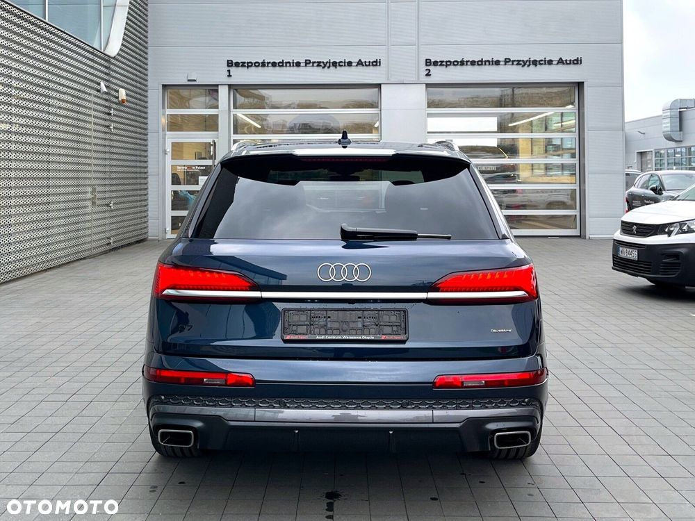 Audi Q7 - 7