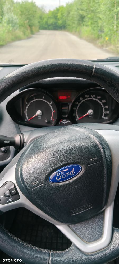 Ford Fiesta 1.25 Ambiente - 7