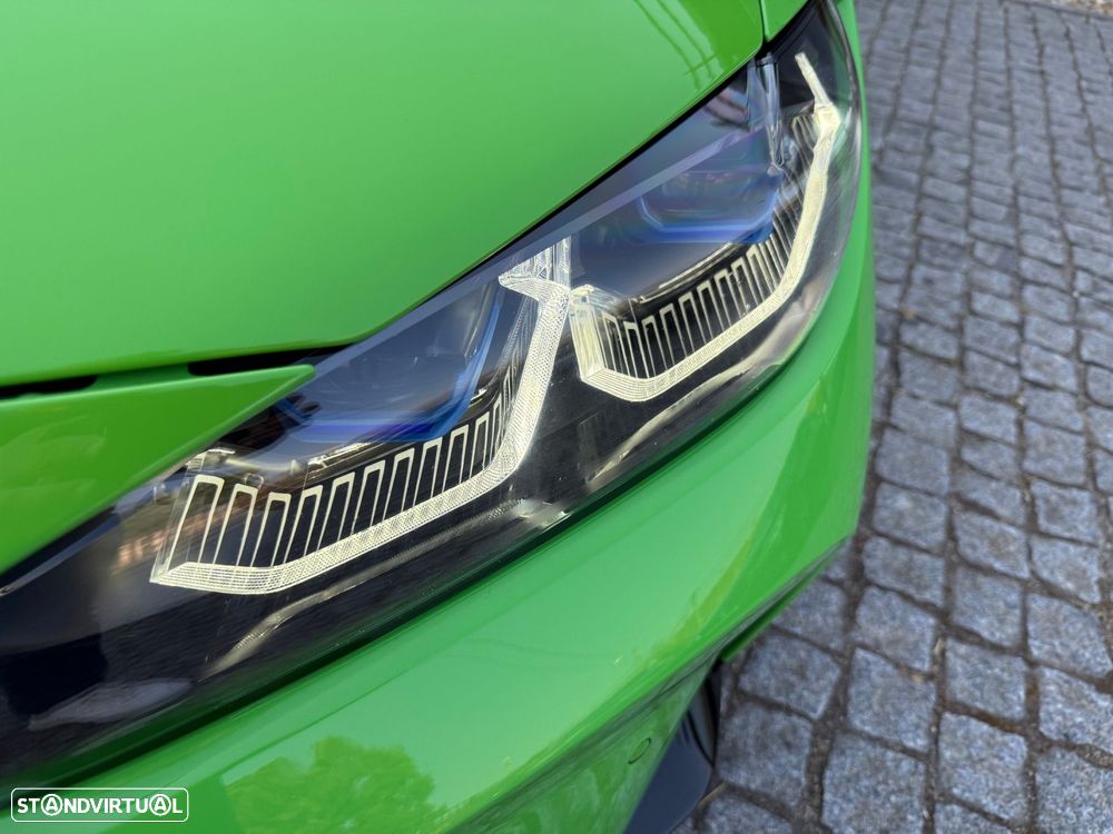 BMW M4 Competition M xDrive - 28