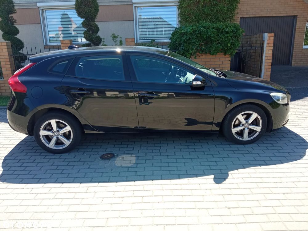 Volvo V40 D2 Kinetic - 2