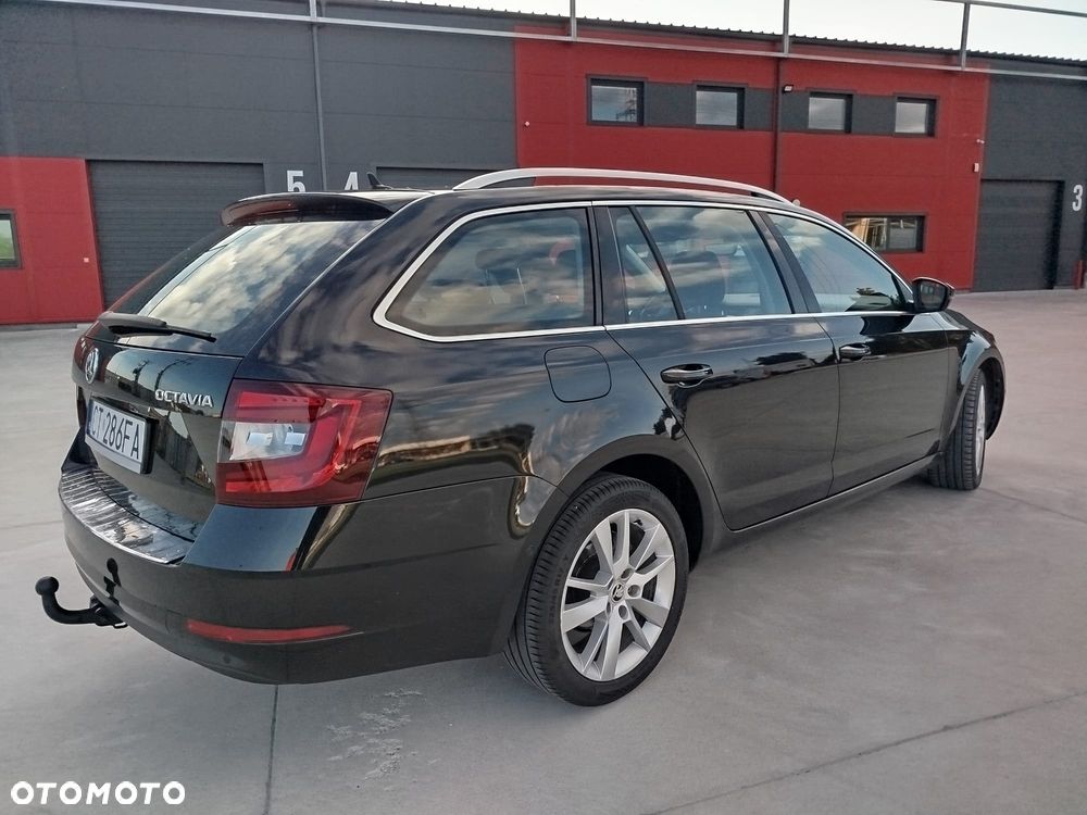 Skoda Octavia 1.6 TDI Premium Edition - 3