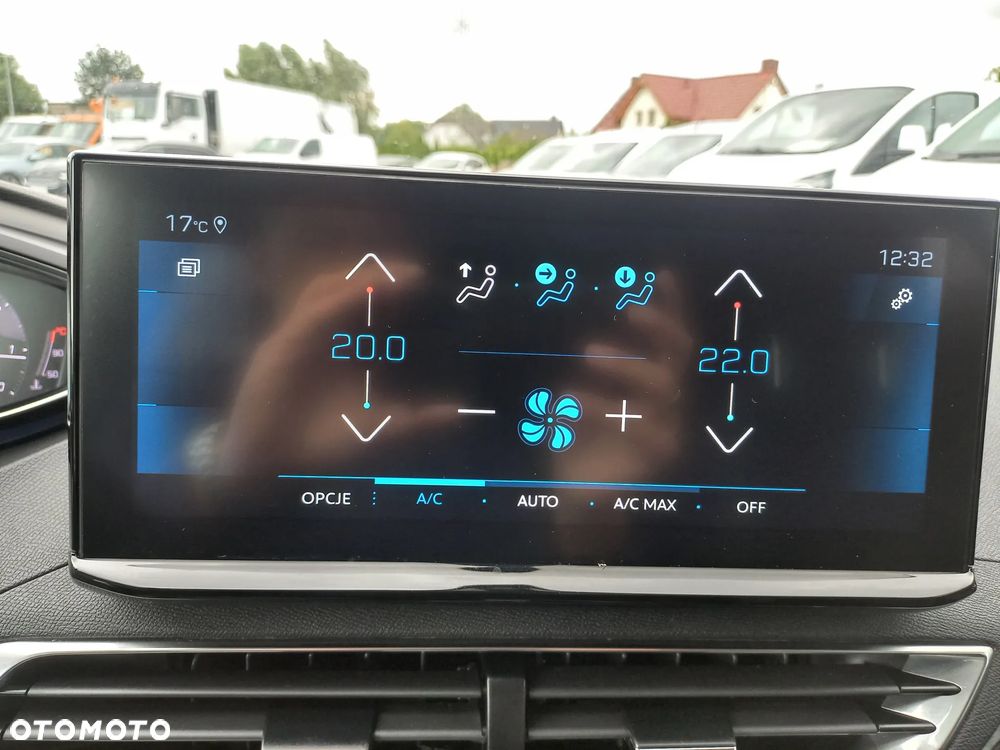 Peugeot 3008 BlueHDi 130 Stop & Start EAT8 Active Business-Paket - 30