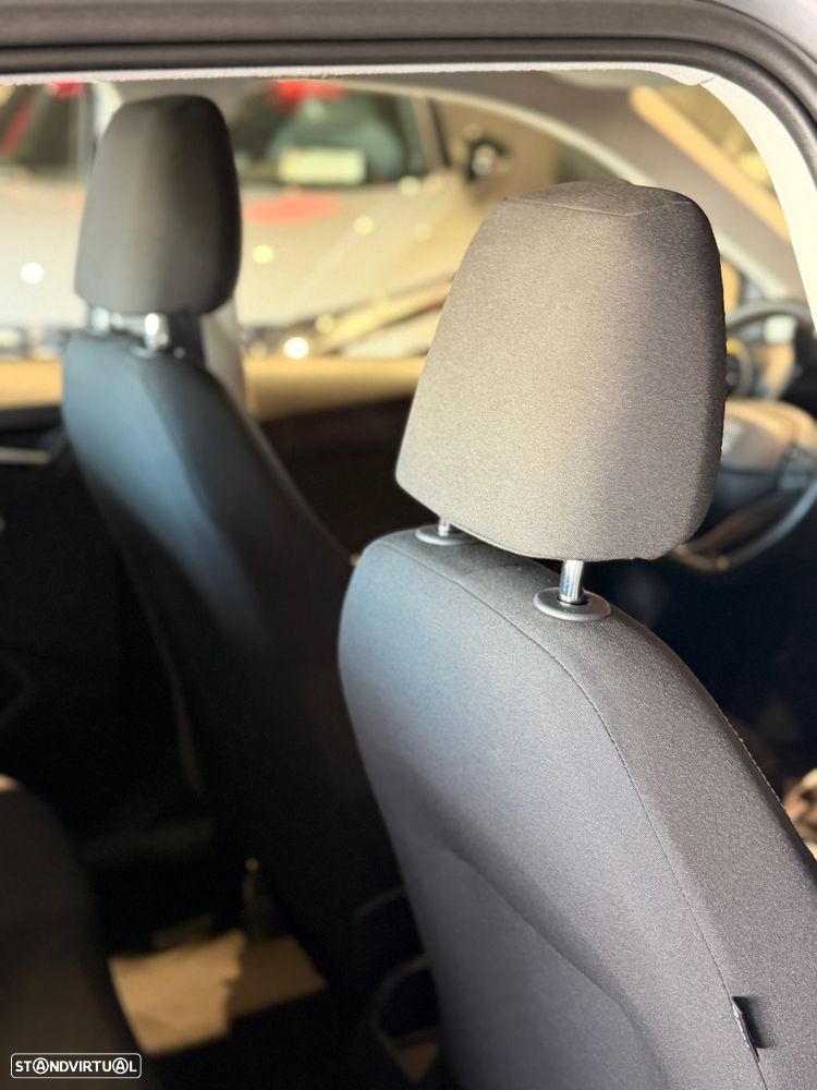 SEAT Arona 1.0 TSI Style — fotografia 45