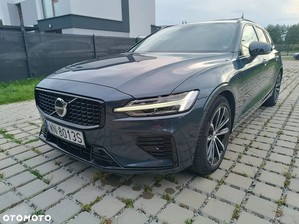 Volvo V60 T8 AWD Plug-In Hybrid Plus Dark - 16