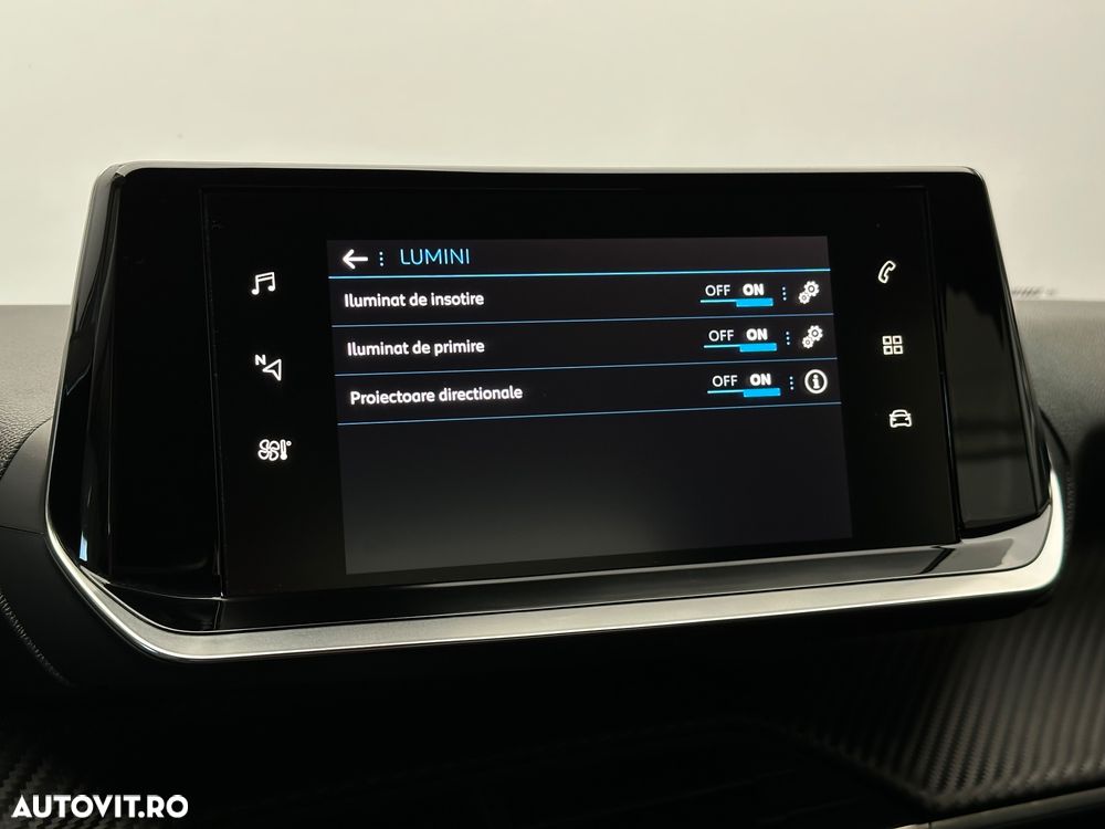 Peugeot 2008 PureTech 130 EAT8 Active - 18