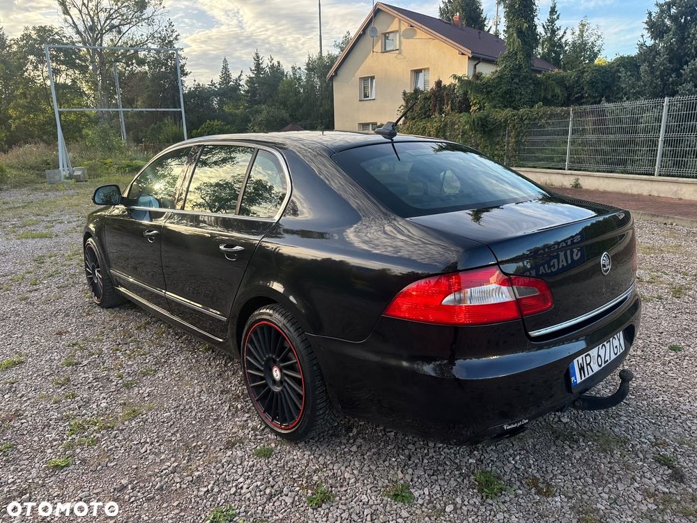 Skoda Superb 2.0 TDI DSG L&K - 4