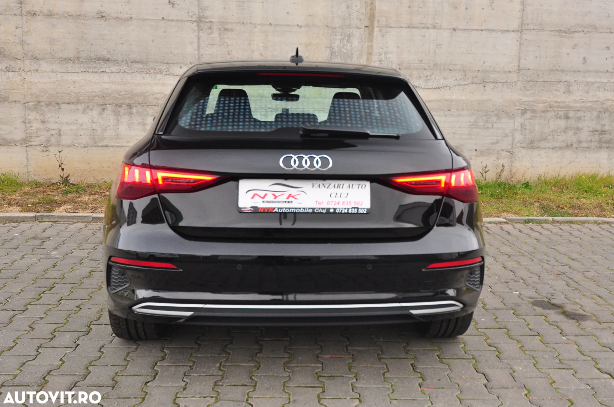 Audi A3 Sportback 2.0 35 TDI S tronic Design - 12