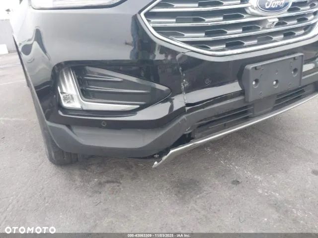 Ford Edge - 11