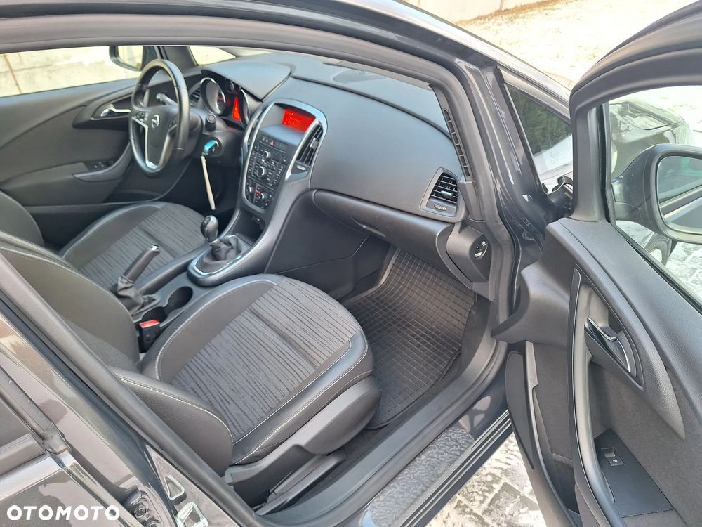 Opel Astra 1.6 Active EU6 - 14