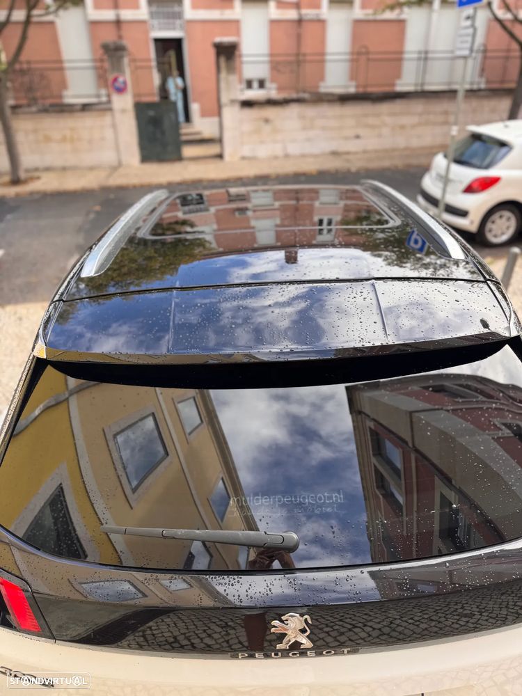 Peugeot 3008 PureTech 130 Stop & Start GPF Allure Pack - 9