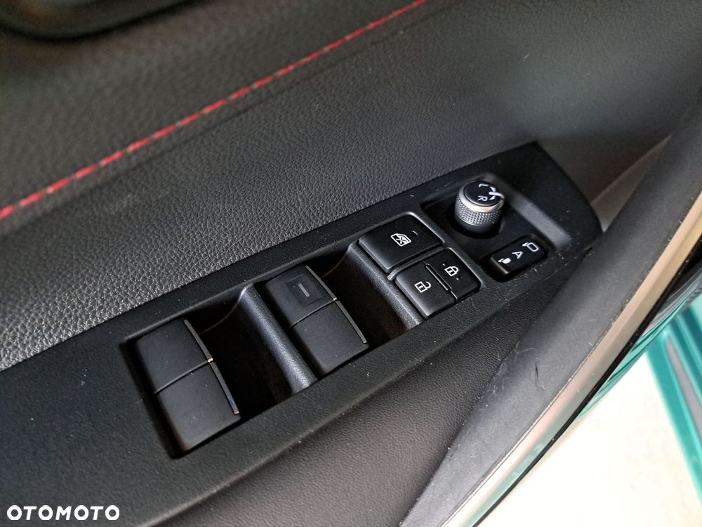 Toyota Corolla - 30