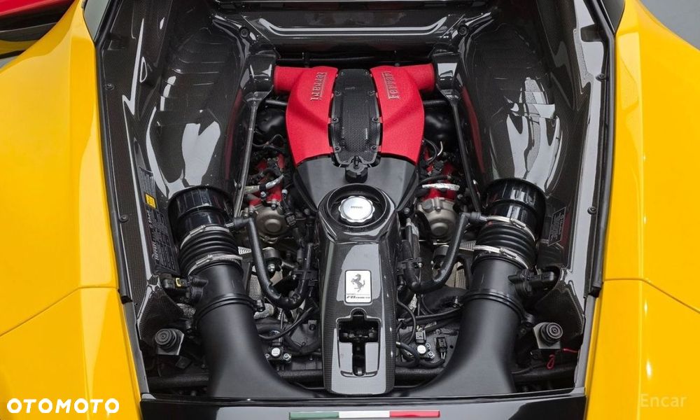 Ferrari F8 Tributo - 20