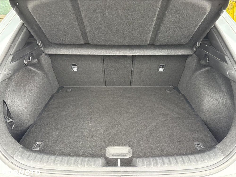Kia XCeed 1.5 T-GDI L DCT - 16