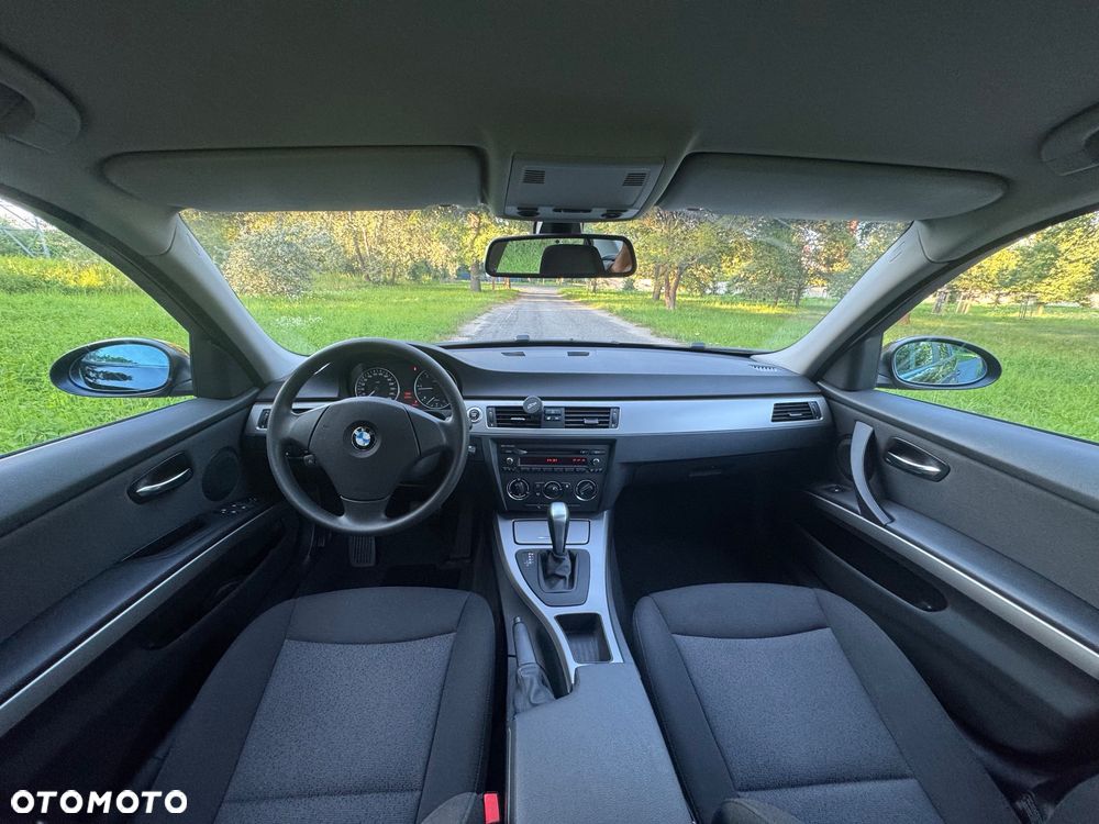 BMW Seria 3 - 17