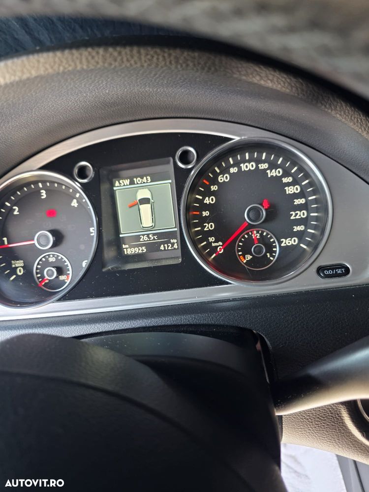 Volkswagen Passat 2.0 TDI Highline DPF - 10