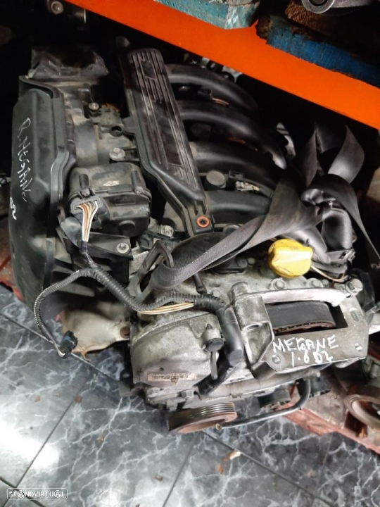 motor Renault Laguna II 1.6  2001 a 2005 ref : K4M   completo - 2